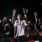 5c8ad898230000d50423d055