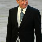 También fue vicepresidente del Gobierno. Rechazó la propuesta de Aznar para ser cabeza de cartel del PP en 2004, después fue director gerente del Fondo Monetario Internacional hasta 2007 (dijo que abandonaba el cargo por motivos familiares) y...