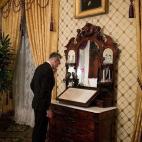 5c8ad89c2500000704c9c098