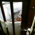 5c8aa844360000a61b6bd0d5