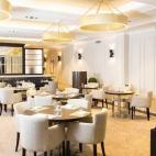 5c8b6e37240000f404a4b288