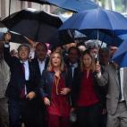 5c8b12e6360000c81a6c6690