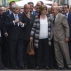 5c8b12e92500000d04c9faf4