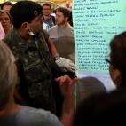 5c8ad92e230000dd0423d14f