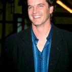 5c8a47f6240000f404a2e04f