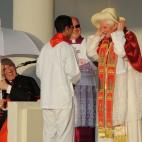 5c8adbfc3b000054066cb2ee