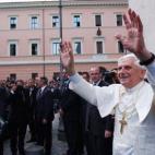 5c8adc1d360000ba1a6c3240