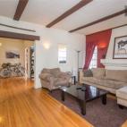 5c8aa9e23b000070066c557d