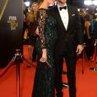 5c8a432920000043046eeca8