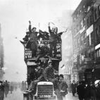 5c8a72fe230000d504231e37