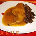 Se prepara con pimiento italiano pequeño, tomate maduro, cebollitas francesas y zanahoria y se acompaña con champiñones. Consulta la receta completa en Cookpad.