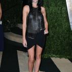 5c8adf52360000c81a6c3717