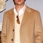 Y unos meses después posando en la premier de Ocean's Twelve, en Roma, diciembre de 2004