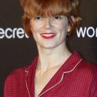 5c8a6803260000f903fe4f21