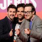 5c8ae0a0230000040123dcbd