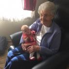 5c8a3bd024000093024b988d