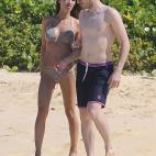 5c8a3650360000a61b6b309f