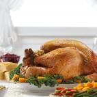 "Hay gente que dice que los sándwiches de pavo producen sueño porque contienen triptófano. Lo calculé y necesitaríamos comer unos 20 kg de pavo para que la cantidad de triptófano hiciera efecto en nuestro sueño. Además, el triptófano no...