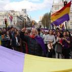 5c8b312d2400004205a45102