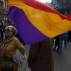 5c8b312e230000dd04245651