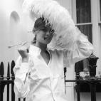 5c8abace250000e203c989e0