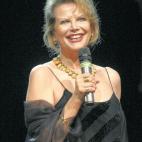 5c8abad8250000e203c989f6