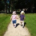 5c8a4b01240000f404a2e454