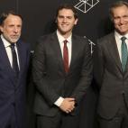 5c8a9a49230000dd042350bf