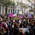 5c8a8e6a360000a61b6b9e1a