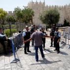 5c8a865a2400006f054bf4fb