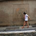 5c8b1bbf360000e01c6c7a7d