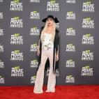 5c8ae53f22000051001a0ed4