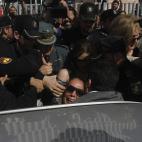 5c8ae5e4360000e01c6c406f