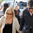 5c8ae5e824000093024ca35f