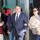 5c8ae5ec240000f7054ca367