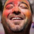 5c8ae5a02500000704c9d3a9