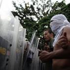 5c8ae5e022000030001a0fd3