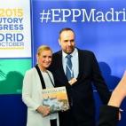 5c8b1c19200000430470295d