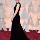 Vestido de John Galliano para Maison Martin Margiela y collar de Tiffany's