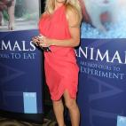 5c8a6436250000e203c8fc93