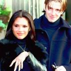 En el anuncio de su compromiso con Victoria Adams