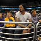 5c8a922820000045046f5088