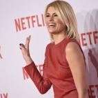 5c8a8a1b240000f404a33398