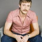 5c8a3b70240000f404a2d030