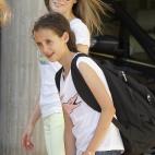 5c8b699b240000f404a4a6c7