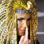 5c8a373b260000ea04fe112f