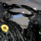 5c8a373c260000f903fe1133