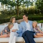 5c8ae687360000e01c6c4144