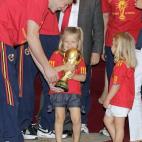 5c8ae68a230000dd0423e508