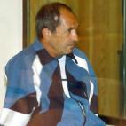 Juan Lorenzo Lasa Michelena, alias Txikierdi, fue condenado a 374 años de prisión por seis asesinatos. Fue jefe de comandos, integró el comando Madrid y el aparato de seguridad contra los GAL. Durante años ejerció como portavoz del Colectiv...